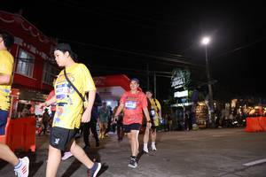 BIB: 4417, 3895
                            <button type="button" onclick="openModal(26263039)" class="btn btn-primary btn-sm float-right btn-popup" data-toggle="modal" data-target=".modal-high-quality">
                        <i class="fas fa-shopping-cart"></i> Add to Cart
                    </button>
                                            <button type="button" onclick="isThisMe(26263039, true)" class="btn btn-success btn-sm float-right btn-popup btn-isme hidden" data-toggle="tooltip" data-placement="bottom" title="นี่คือรูปของคุณใช่ไหม คลิกที่นี่เพื่อเอาเข้าอัลบั้ม">
                        <i class="fas fa-plus"></i> Add to album
                    </button>
                    <button type="button" onclick="isThisMe(26263039, false)" class="btn btn-warning btn-sm float-right btn-popup btn-isnotme hidden">
                        <i class="fas fa-ban"></i> Remove from album
                    </button>